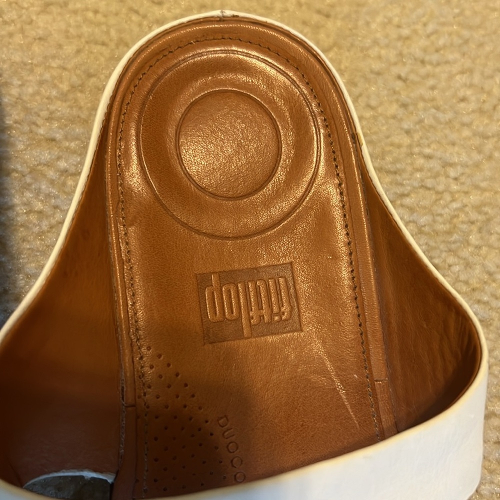 Fitflop White Banda Leather Toe Thong Sandals Size 9 - Picture 6 of 9